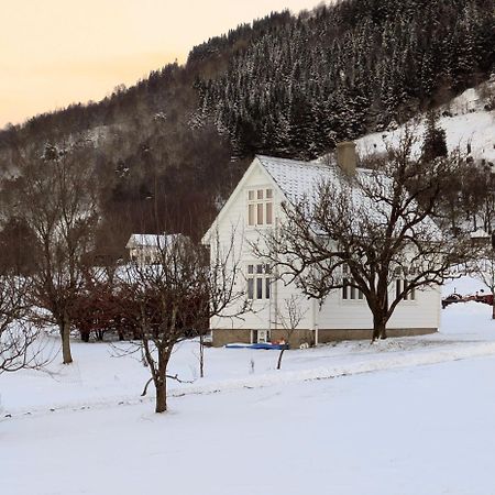 Donhaug Gjestegard Uskedalen Exterior foto