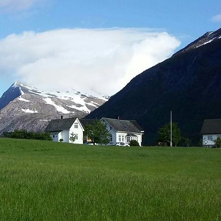 Donhaug Gjestegard Uskedalen Exterior foto